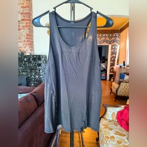 Basic black Lululemon tank